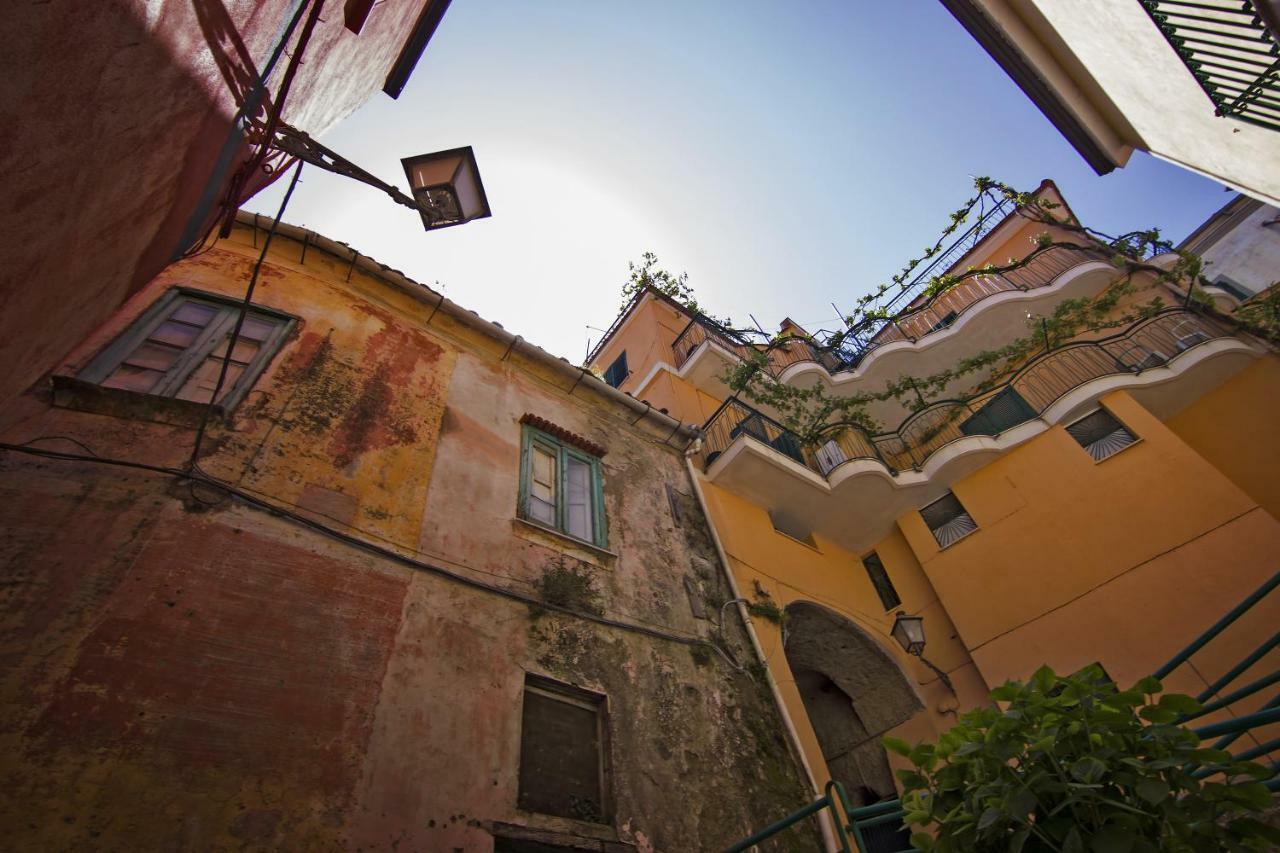 Sentiero Di Costiera Bed and Breakfast Vietri Eksteriør billede
